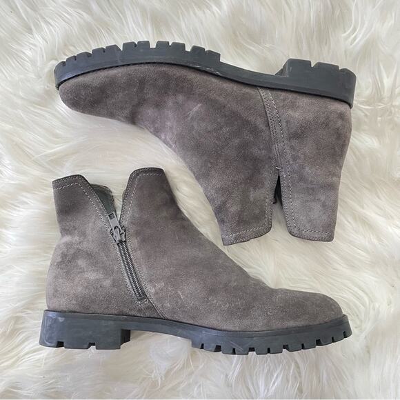 Vince | Jacee V Cut Weatherproof Dark Grey Suede Leather Ankle Boot Bootie 8.5 - Picture 7 of 9